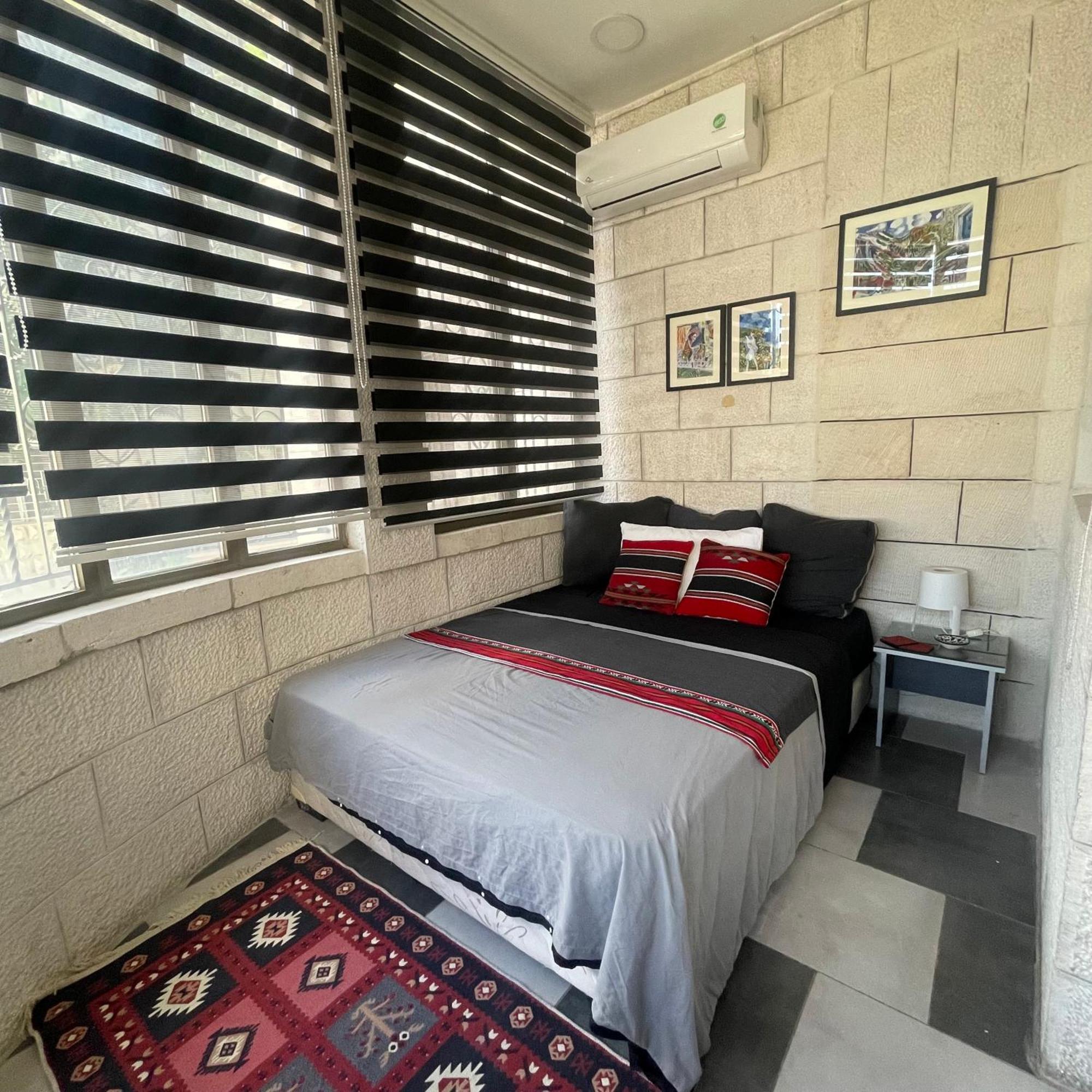 Darna Hostel Amman Ngoại thất bức ảnh